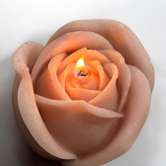 Large sweetly scented rose candle